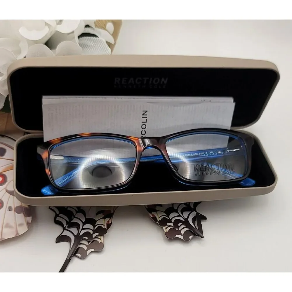 NIB - Kenneth Cole Reaction Eyeglasses with case